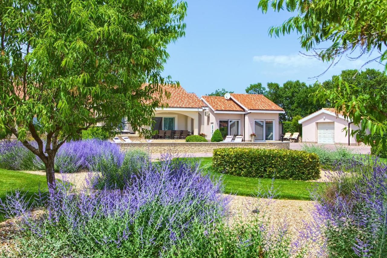 Villa Gardena Vrh  Exterior foto