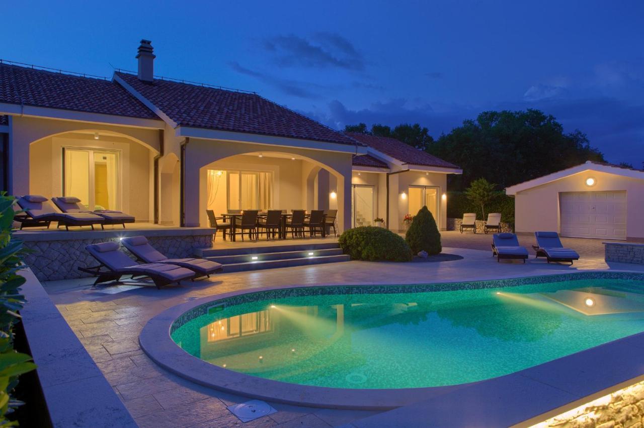 Villa Gardena Vrh  Exterior foto